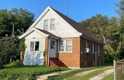Pre-foreclosure in  SHERMAN ST Joliet, IL 60433