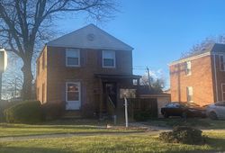 Pre-foreclosure in  EMERALD AVE Harvey, IL 60426