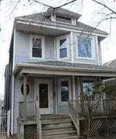 Pre-foreclosure in  W BYRON ST Chicago, IL 60641