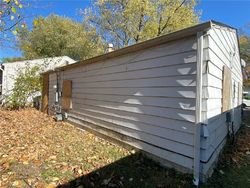 Pre-foreclosure in  N EXETER AVE Indianapolis, IN 46222