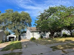 Pre-foreclosure in  WHITCOMB AVE South Bend, IN 46614