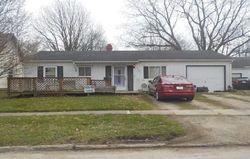 Pre-foreclosure Listing in S EAST ST LEBANON, IN 46052