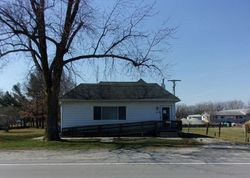 Pre-foreclosure Listing in N JEFFERSON ST WATSEKA, IL 60970