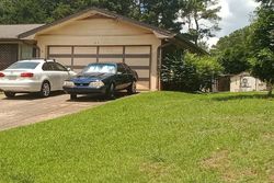 Pre-foreclosure in  CRESTWOOD DR Stone Mountain, GA 30087