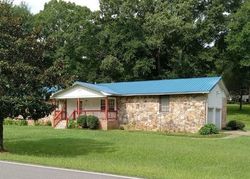 Pre-foreclosure in  OAKWOOD DR Cedartown, GA 30125