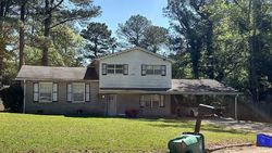 Pre-foreclosure in  ROLLINGWOOD DR SE Atlanta, GA 30316