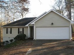 Pre-foreclosure in  CHRIS DR Hawkinsville, GA 31036