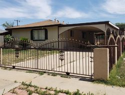 Pre-foreclosure in  N HOLT AVE Fresno, CA 93705