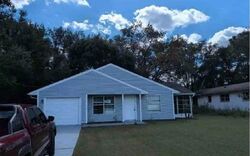 Pre-foreclosure in  SW RAINBOW LAKES BLVD Dunnellon, FL 34431