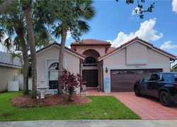 Pre-foreclosure in  NW 185TH TER Hollywood, FL 33029
