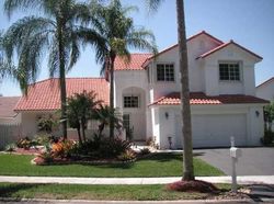 Pre-foreclosure in  LAGUNA SPRINGS DR Fort Lauderdale, FL 33326