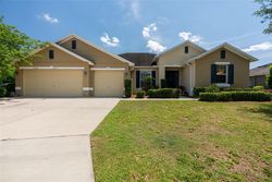 Pre-foreclosure in  BERKSHIRE LOOP Lakeland, FL 33813