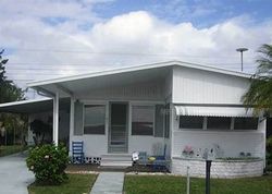Pre-foreclosure in  49TH AVENUE TER W Bradenton, FL 34207