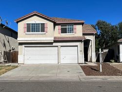 Pre-foreclosure in  TRAILRIDE WAY Citrus Heights, CA 95621