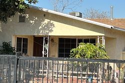 Pre-foreclosure in  E 55TH ST Maywood, CA 90270