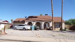 Pre-foreclosure in  W GRISWOLD RD Phoenix, AZ 85051