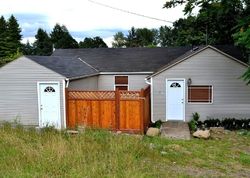 Pre-foreclosure in  SE EVERETT ST Camas, WA 98607