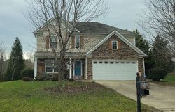 Pre-foreclosure in  HOPE VALLEY RD Knightdale, NC 27545