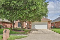 Pre-foreclosure in  LUCKY MEADOW DR Tomball, TX 77375