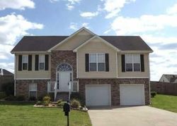 Pre-foreclosure in  KESWICK CT Clarksville, TN 37040