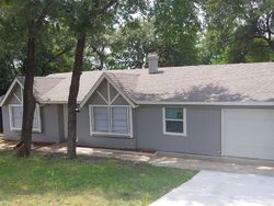 Pre-foreclosure in  KINGSDALE DR Fort Worth, TX 76119