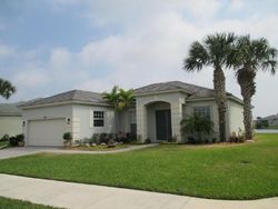 Pre-foreclosure in  SW LAKE FOREST WAY Port Saint Lucie, FL 34986