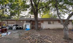 Pre-foreclosure in  SE 60TH AVE Portland, OR 97206