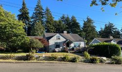 Pre-foreclosure Listing in S 1ST AVE COQUILLE, OR 97423