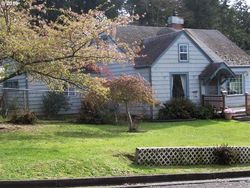 Pre-foreclosure in  S 1ST AVE Coquille, OR 97423