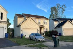 Pre-foreclosure in  LINTON GARDENS DR Columbus, OH 43219