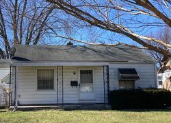Pre-foreclosure in  HOWEY RD Columbus, OH 43211