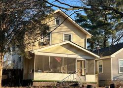 Pre-foreclosure in  ABERDEEN AVE Columbus, OH 43211