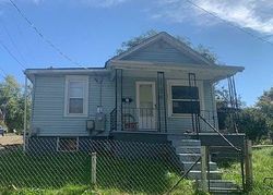 Pre-foreclosure in  GLESSNER AVE Zanesville, OH 43701