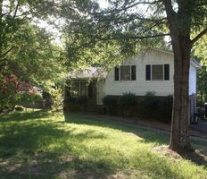 Pre-foreclosure in  LINDEN DR King, NC 27021