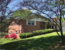  Margaret Dr, Mount Airy NC