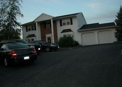 Pre-foreclosure in  MAJESTIC DR Huntington Station, NY 11746