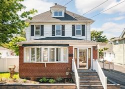 Pre-foreclosure in  LEWIS AVE Westbury, NY 11590