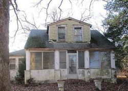 Pre-foreclosure in  BROADLANE RD Williamstown, NJ 08094