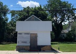 Pre-foreclosure in  N DELAWARE ST Paulsboro, NJ 08066