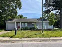 Pre-foreclosure in  TAYLOR AVE Pascagoula, MS 39567