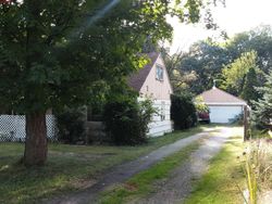 Pre-foreclosure in  HACKETT ST Jackson, MI 49202