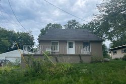 Pre-foreclosure in  W FAIRFIELD AVE Lansing, MI 48906