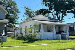 Pre-foreclosure in  8TH ST Muskegon, MI 49441