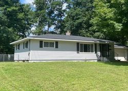 Pre-foreclosure in  ALGONQUIN ST Battle Creek, MI 49037