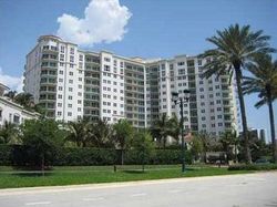 Pre-foreclosure in  E COUNTRY CLUB DR  Miami, FL 33180