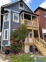Pre-foreclosure in  BABCOCK ST Hartford, CT 06106