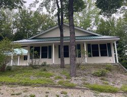 Pre-foreclosure Listing in EMBDEN POND RD NORTH ANSON, ME 04958