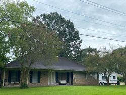 Pre-foreclosure in  DRUSILLA LN Baton Rouge, LA 70809