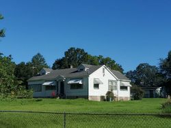 Pre-foreclosure in  W 12TH ST Bogalusa, LA 70427