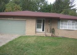Pre-foreclosure in  MURAL DR Independence, OH 44131
